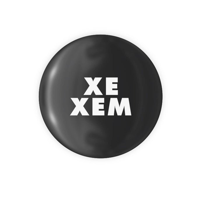 Xe / Xem Pronoun Button