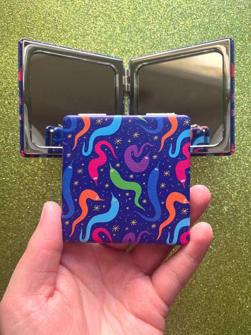 Wacky Worms Compact Mirror